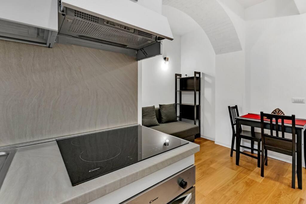 Alessia'S Flat - San Luigi Apartment Милано Екстериор снимка