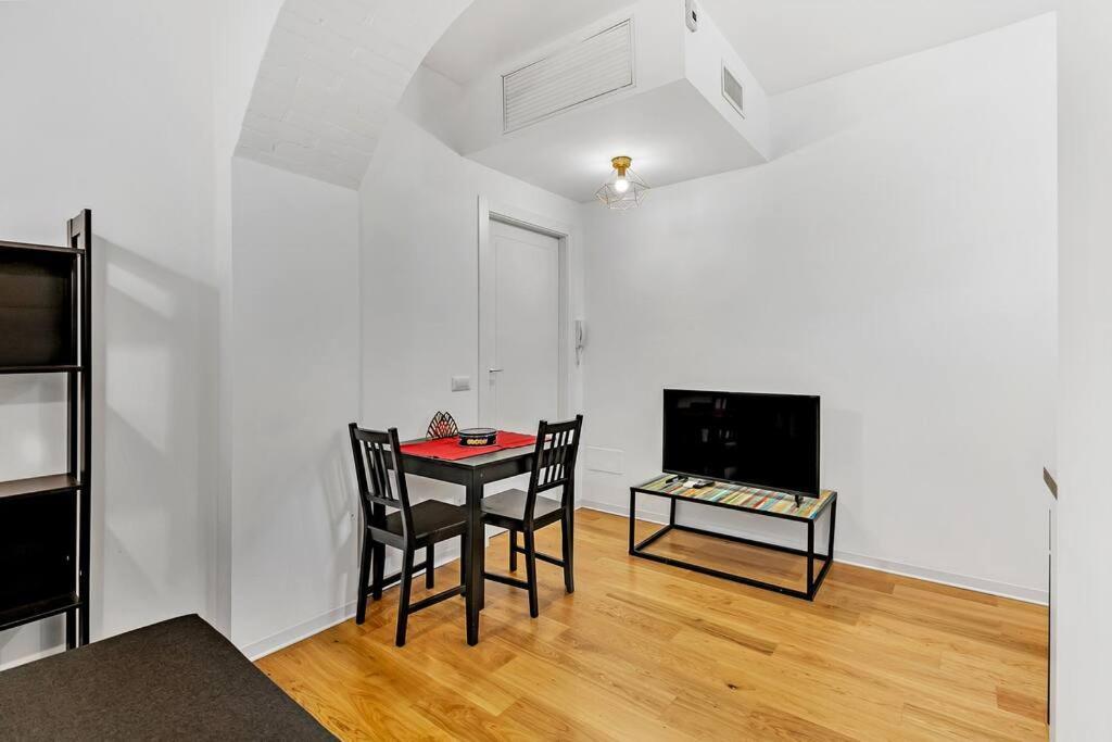 Alessia'S Flat - San Luigi Apartment Милано Екстериор снимка