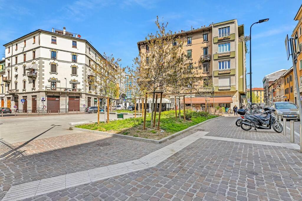 Alessia'S Flat - San Luigi Apartment Милано Екстериор снимка